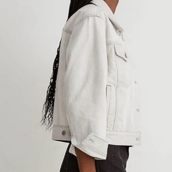 Madewell - NWT Women’s The Trucker crop jean jacket Glenrich wash denim size XS - Picture 3 of 9